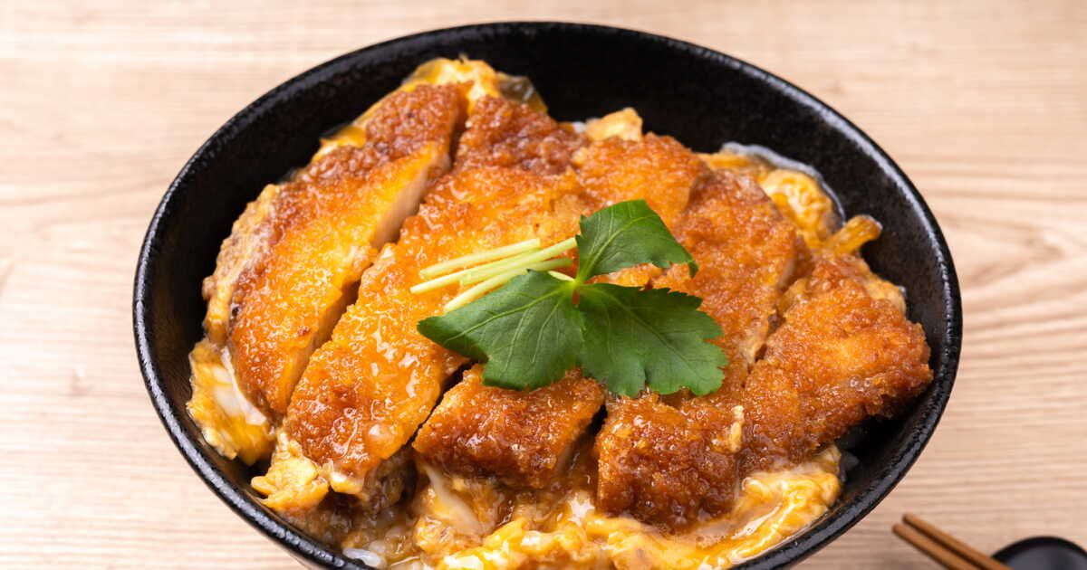 Le katsudon : un plat japonais chargé de symbolique