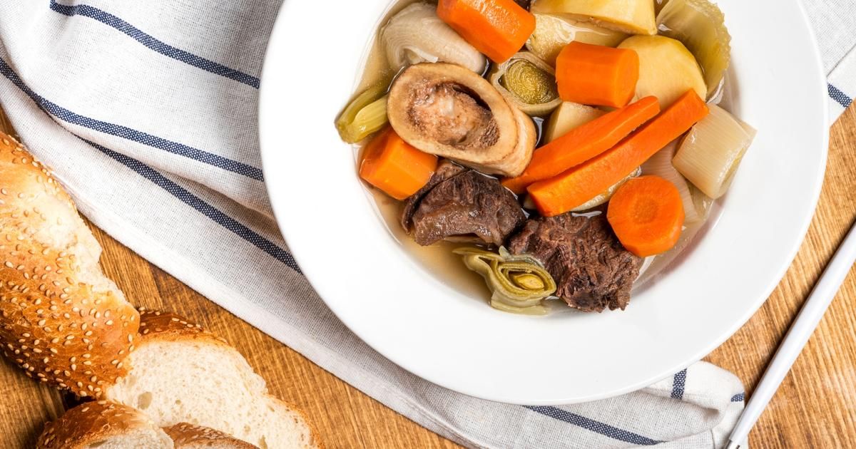 Découvrez les secrets du pot-au-feu : tradition et modernité au rendez-vous