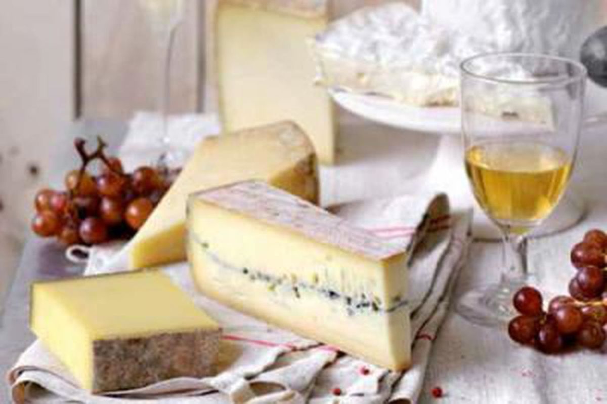 réinventer l'accord fromage et boissons : osez l'originalité