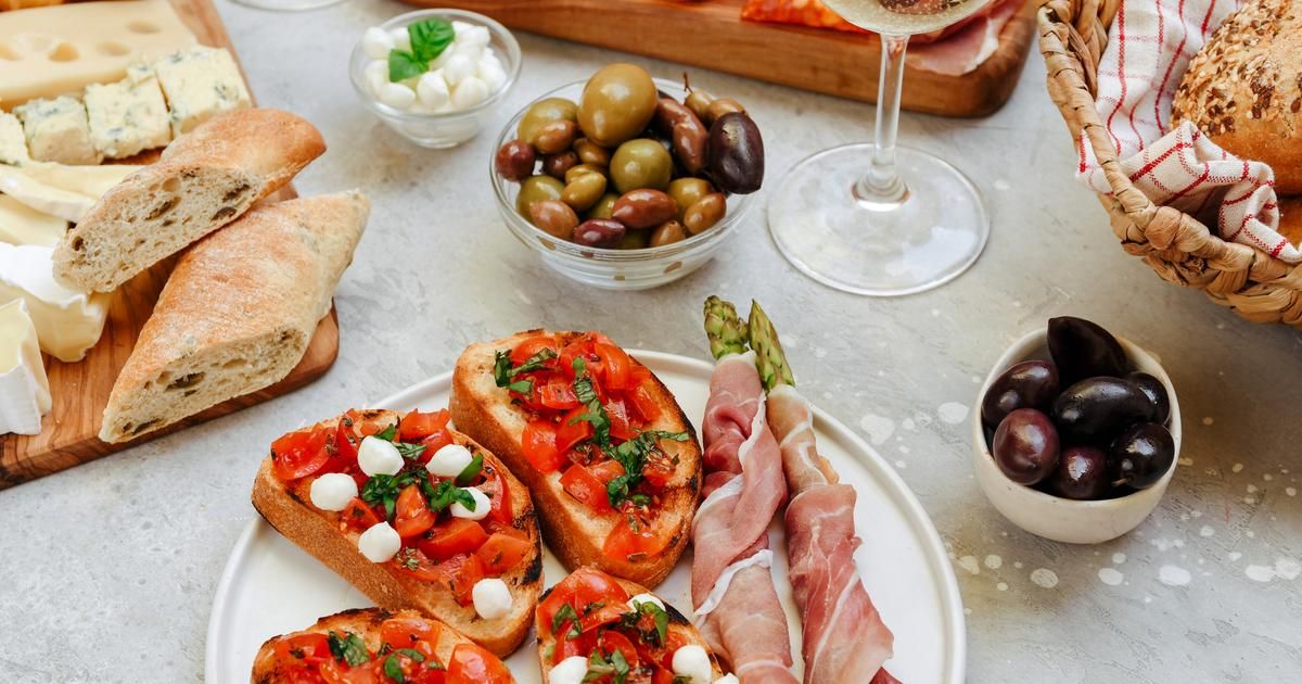 Savourez un apéritif dînatoire italien plein de saveurs