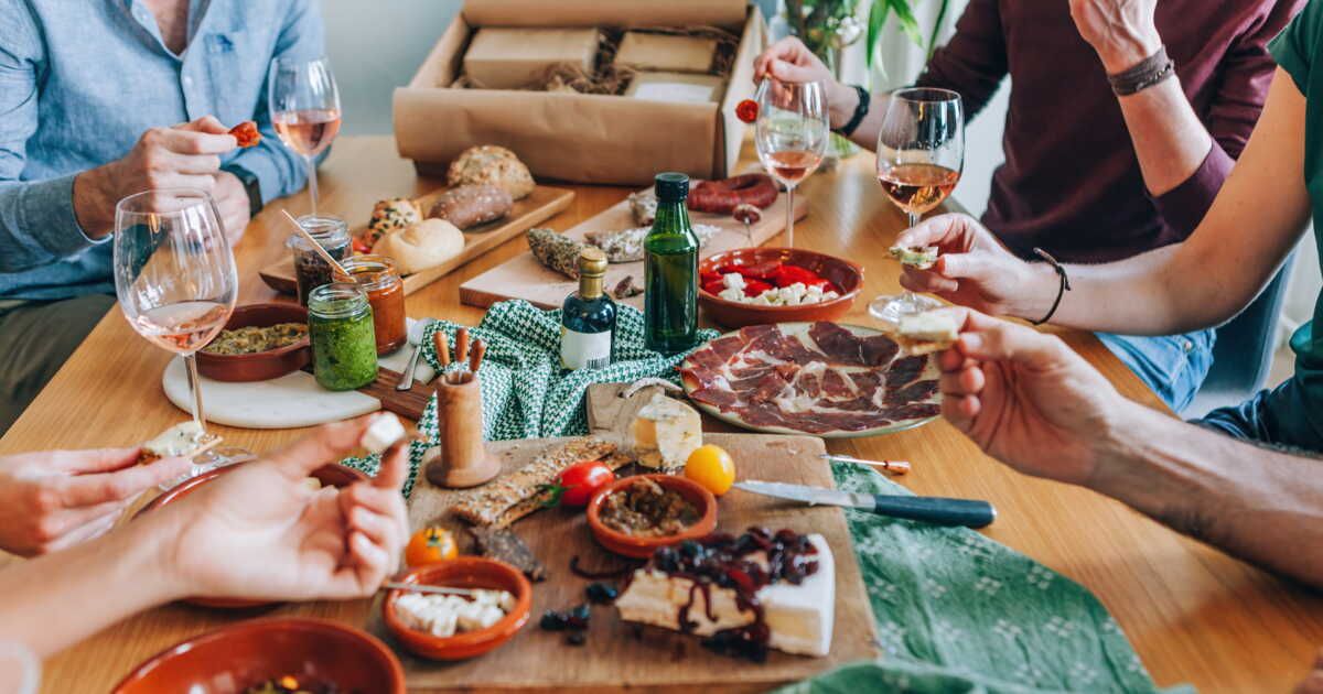 Apéro convivial : 5 recettes faciles pour régaler vos invités