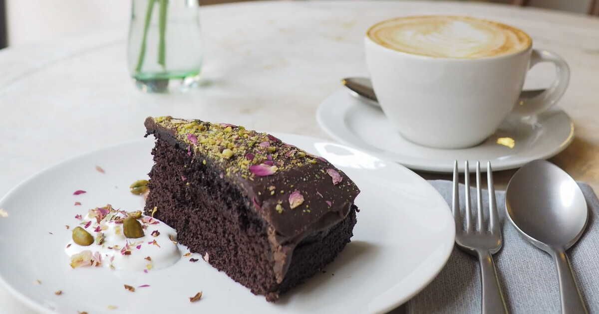 Un fondant léger au chocolat et courgette : le dessert qui surprend