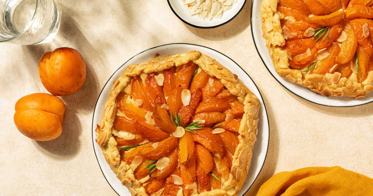 la tarte aux abricots rôtis de nina métayer, un délice à partager en famille