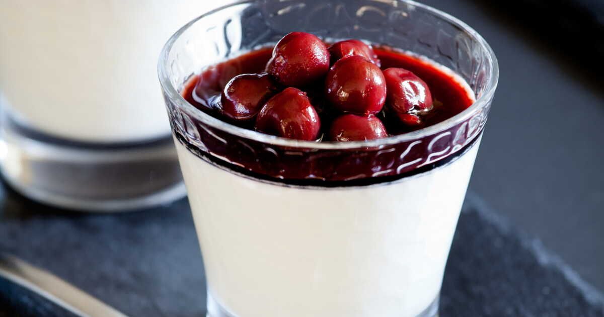 la panna cotta aux cerises, un dessert irrésistible à essayer