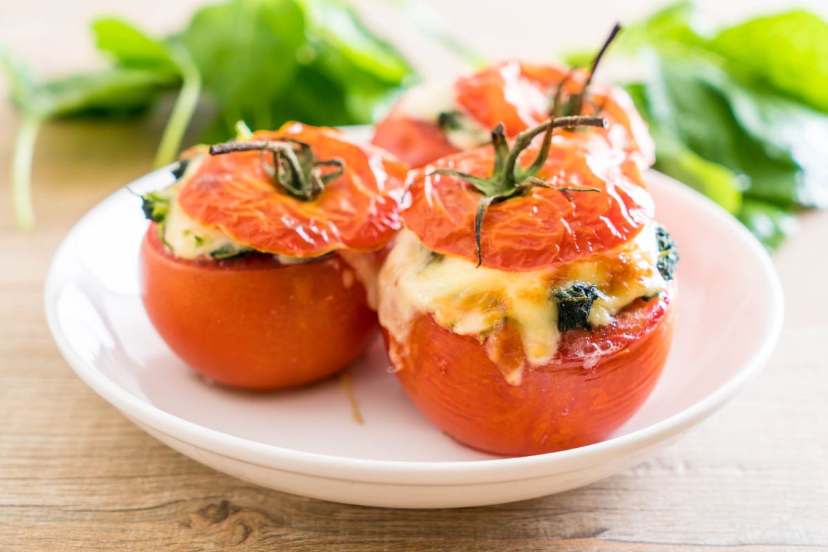 Découvrez le secret des tomates farcies parfaites selon Cyril Lignac