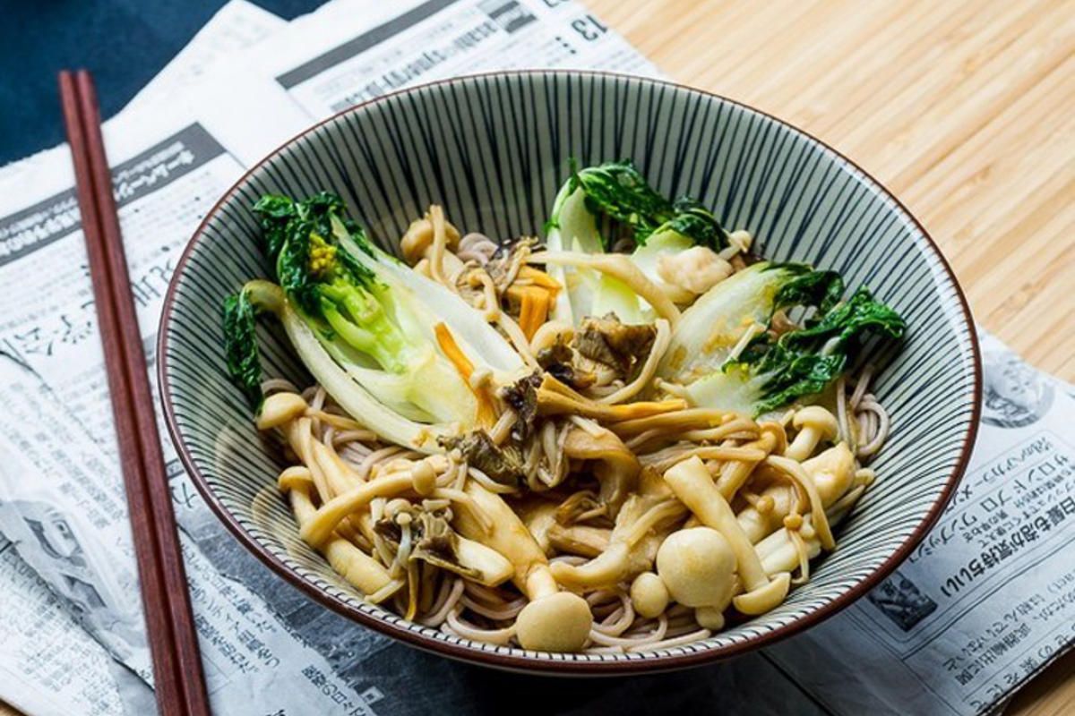 La poêlée japonaise qui réinvente vos restes