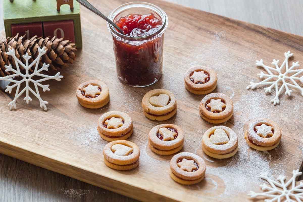 Spitzbuebe, bredele fourrés à la confiture
