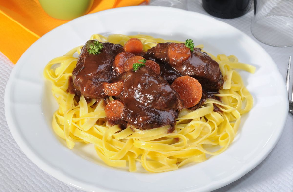 La recette astucieuse de Laurent Mariotte pour un bœuf savoureux à petit prix