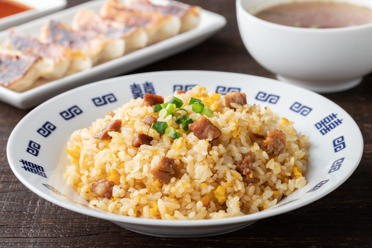 préparez un riz cantonais authentique avec les secrets d'une chef