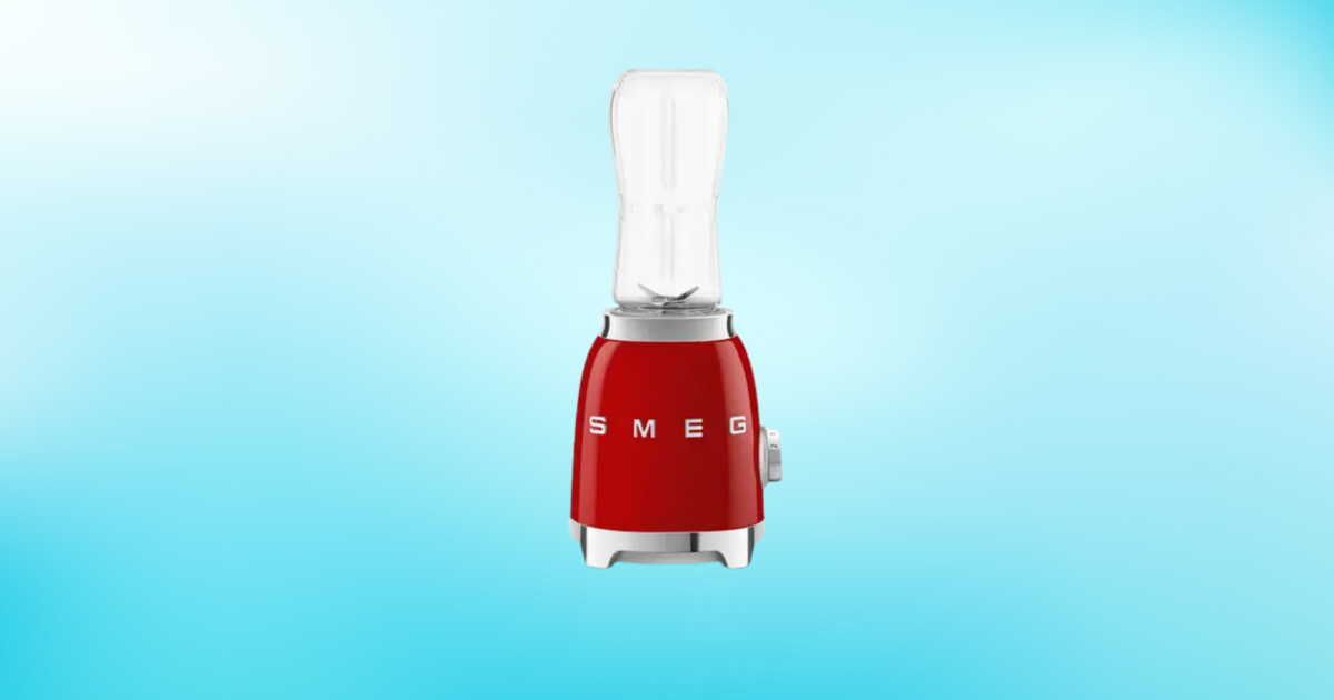 Une offre irrésistible : le mini blender Smeg à prix réduit pour vos smoothies
