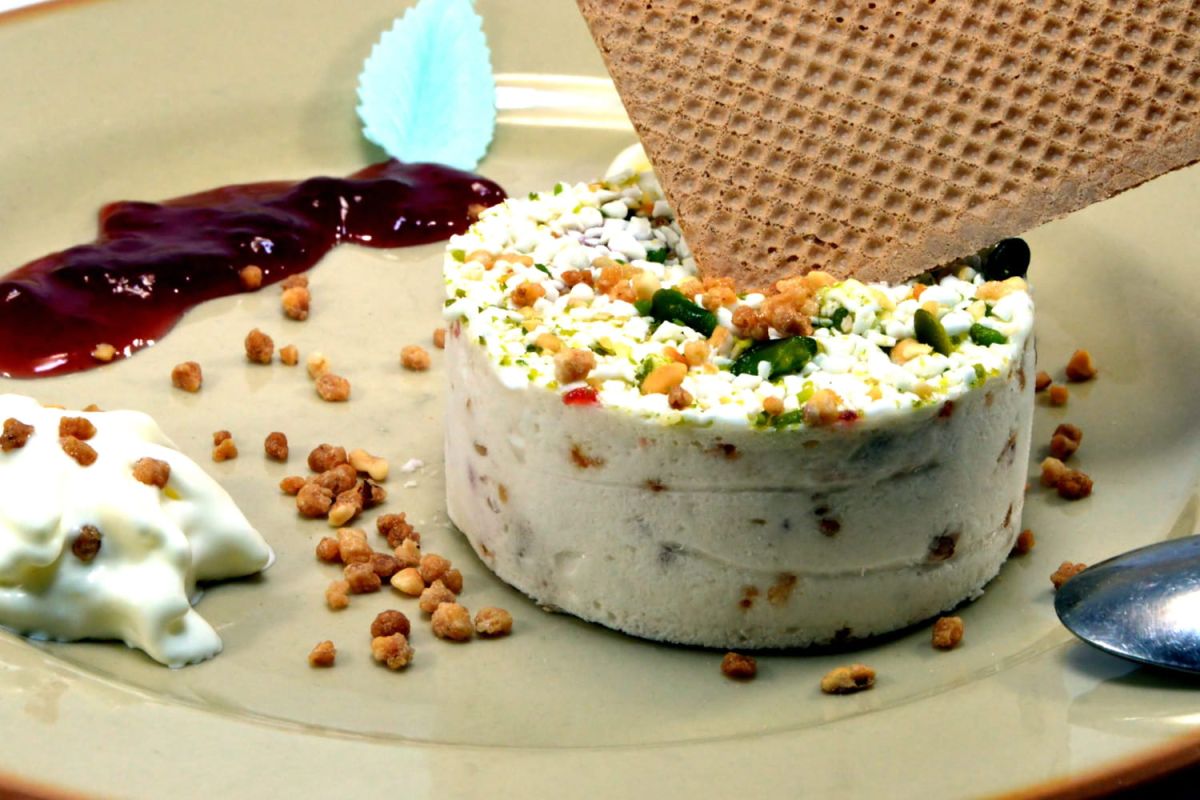 Découvrez le nougat glacé maison qui va régaler vos fêtes