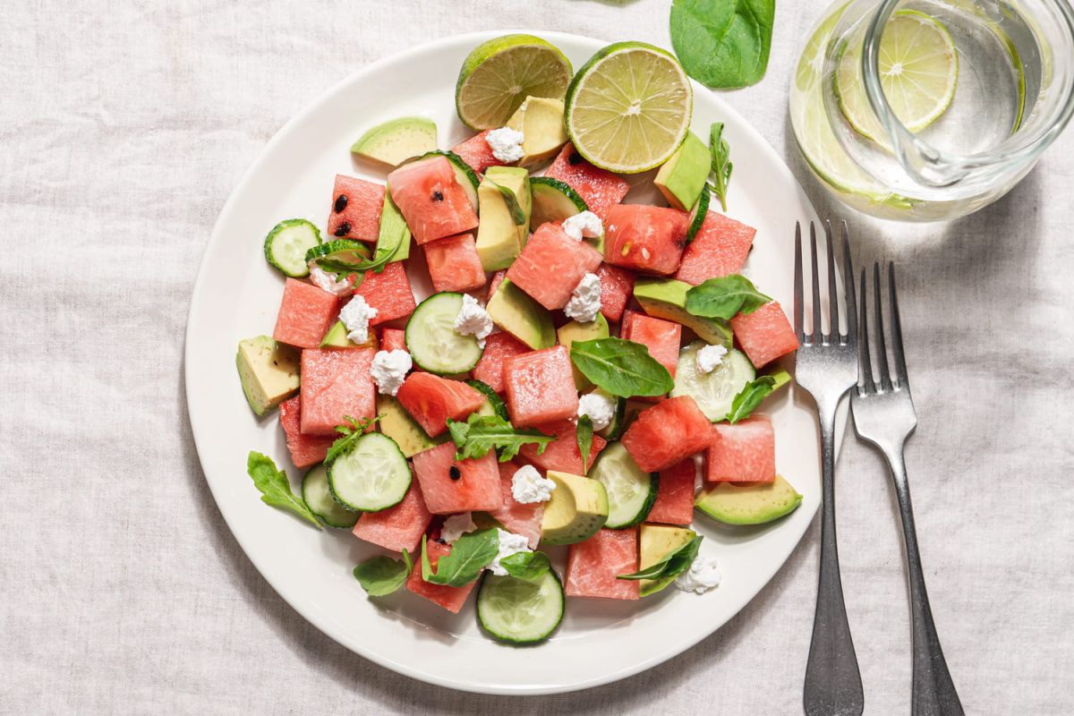 La fraîcheur en été : la salade de melon d'eau et avocat de Cyril Lignac